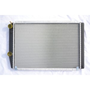 Радиатор охлаждения УАЗ ПАТРИОТ c 2008 (с кондиционером), IVECO алюминий (BAUTLER) / 31631-1301010 (BTL-3163B)