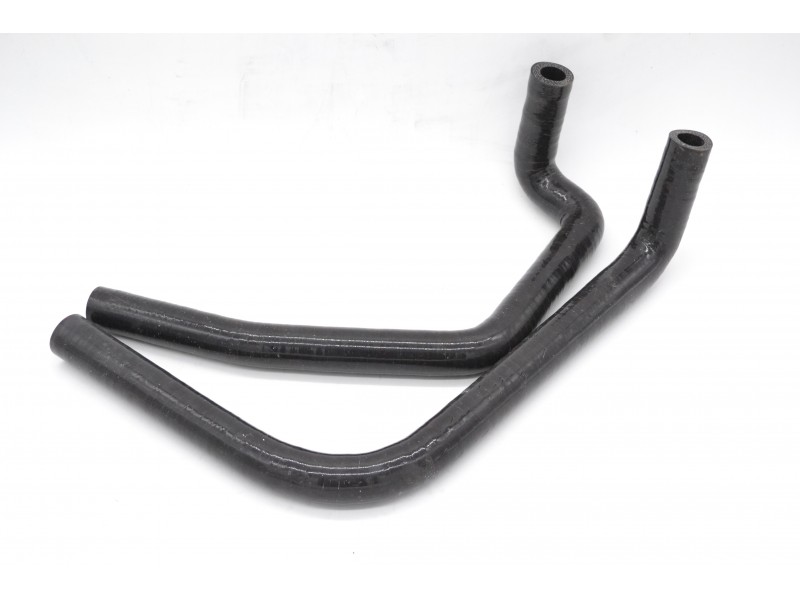 Патрубки отопителя УАЗ ПАТРИОТ с 2019 г. АКПП (к-кт 2 шт) SALERS ...