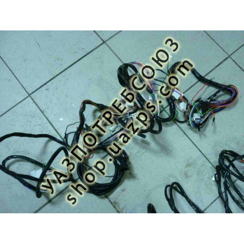 3303-3724017/18, UAZ-3303 wiring complete set of C/O