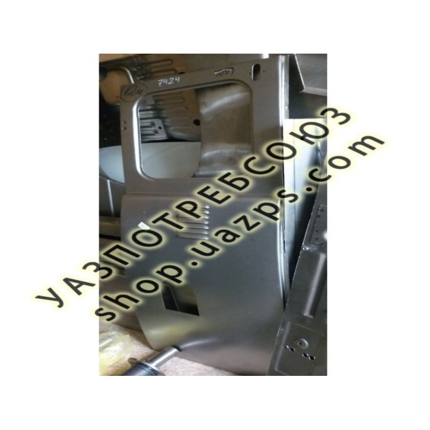Панель  боковины  УАЗ 452 ПРАВАЯ узкая под бак (под стекло) / 451В-5401070-10